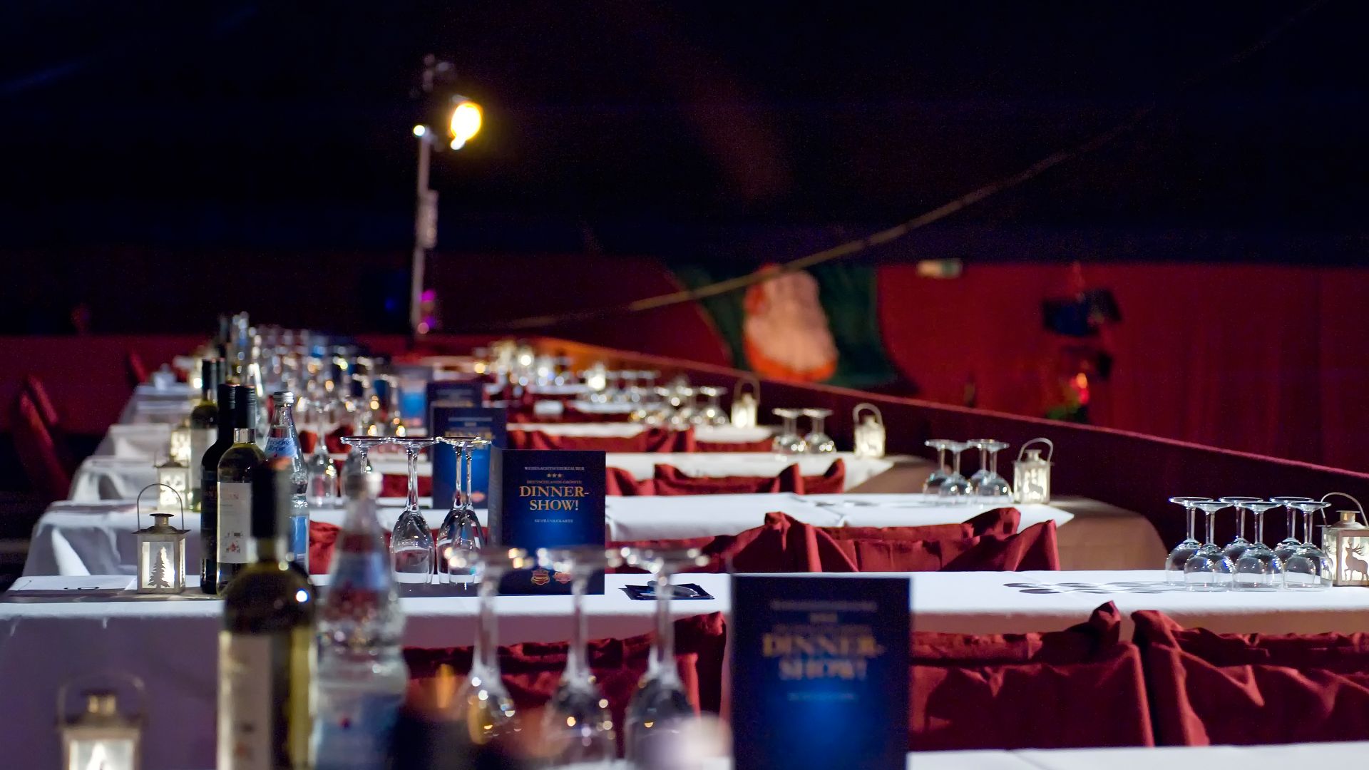 Weihnachtsfeier-Zauber Hamburg Dinner Shows