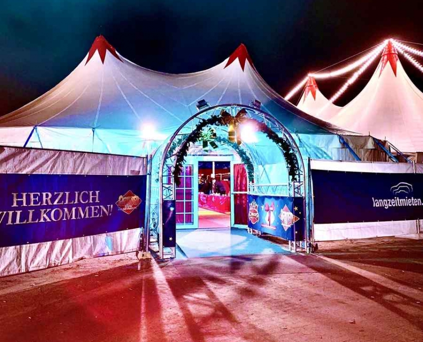 Weihnachtsfeierzauber Hamburg Deutschlands größte Dinnershow