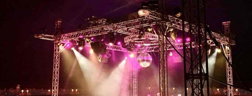 Weihnachtsfeierzauber Hamburg Deutschlands größte Dinnershow