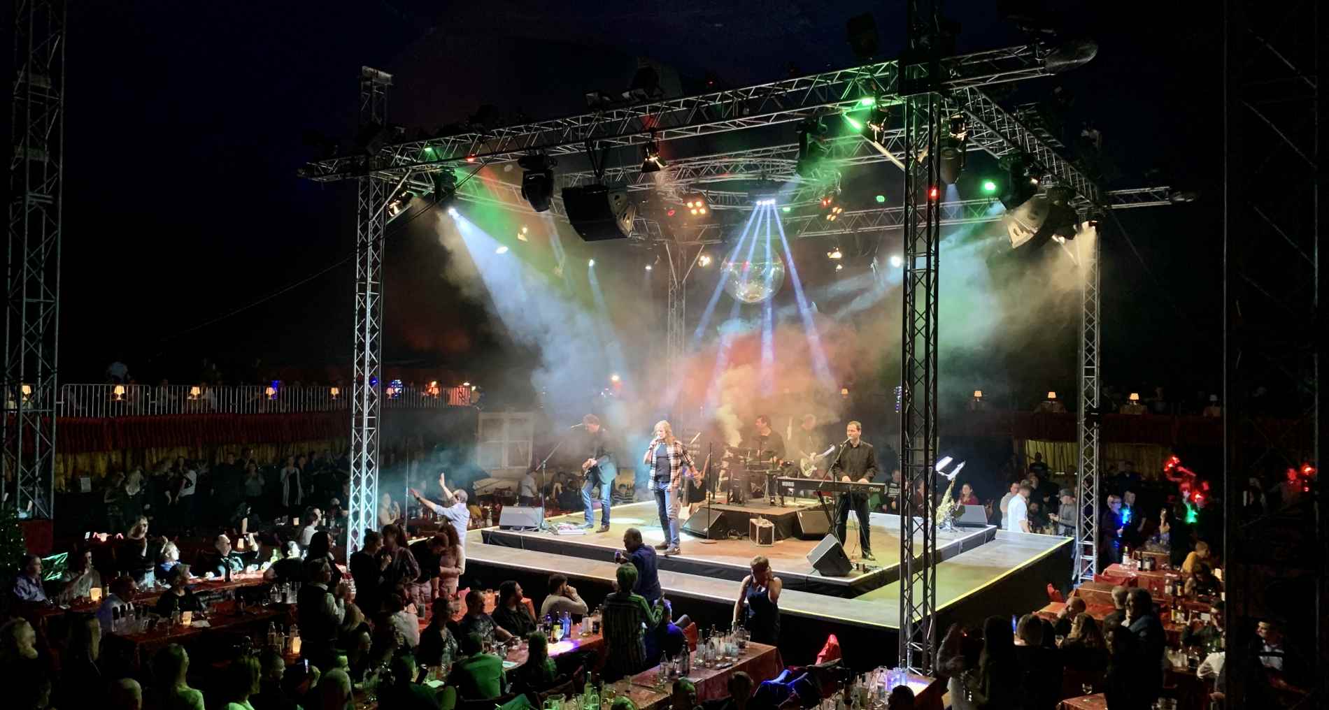 Giganten Weihnachtsfeier Hamburg