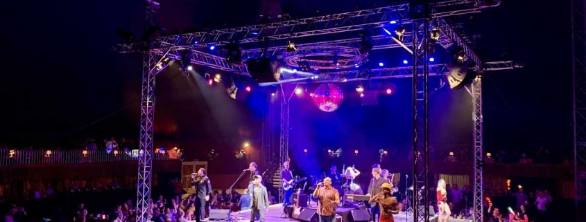 Weihnachtsfeierzauber Hamburg Deutschlands größte Dinnershow