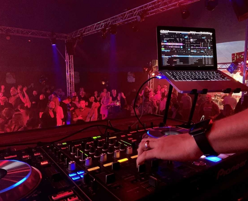 Weihnachtsfeierzauber Hamburg Deutschlands größte Dinnershow